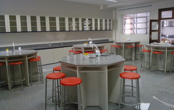 Laboratório Colégio Marista Dom Silvério